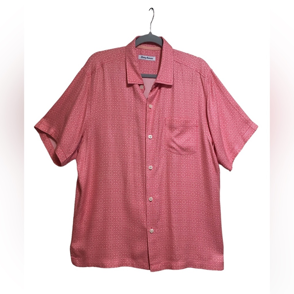 Tommy Bahama L large short sleeve 100% silk button up shirt